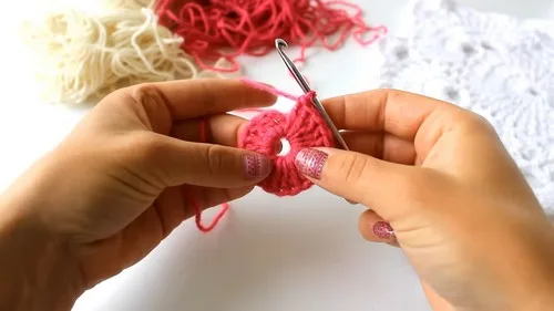 Beginner virus blanket pattern in two colors — photo 7