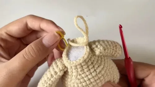 Build a stitched cat doll amigurumi from ring to finish — photo 6