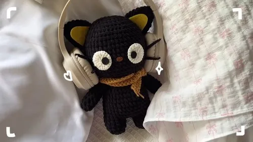 Build a stitched cat doll amigurumi from ring to finish — photo 2