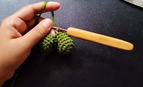 Crochet cactus amigurumi for shelves and gifting — photo 3