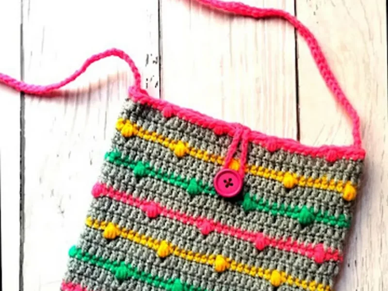 Crochet a colorful bobble sling bag in six rounds