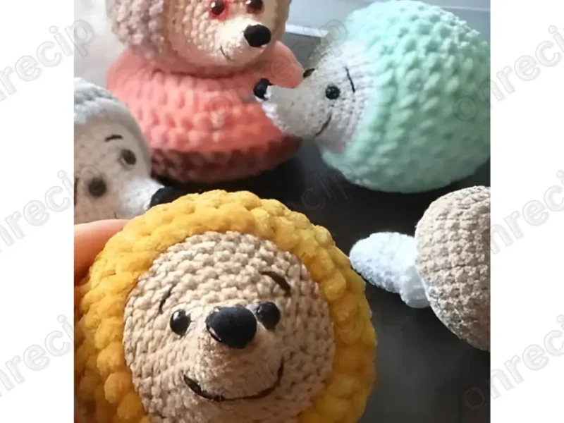 Crochet hedgehog amigurumi pattern with a shaped muzzle