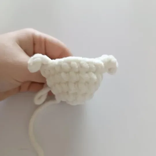 Crochet hen amigurumi pattern for beginners — photo 3
