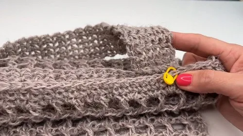 Crochet market bag pattern with mesh body and sturdy handles — photo 2