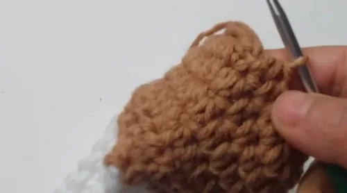 Crochet mittens with a folded cuff and shaped thumb gusset — photo 2