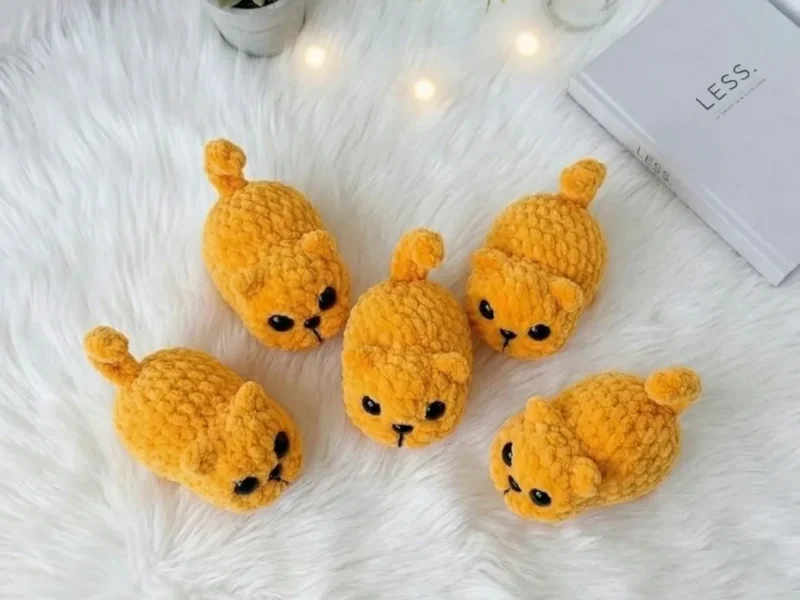 Crochet puppy amigurumi in one continuous piece