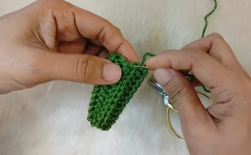 Crochet wedding cactus pot with tulle bow detail — photo 5