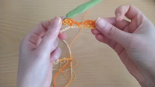 Lace shell-stitch crochet tank top pattern — photo 4