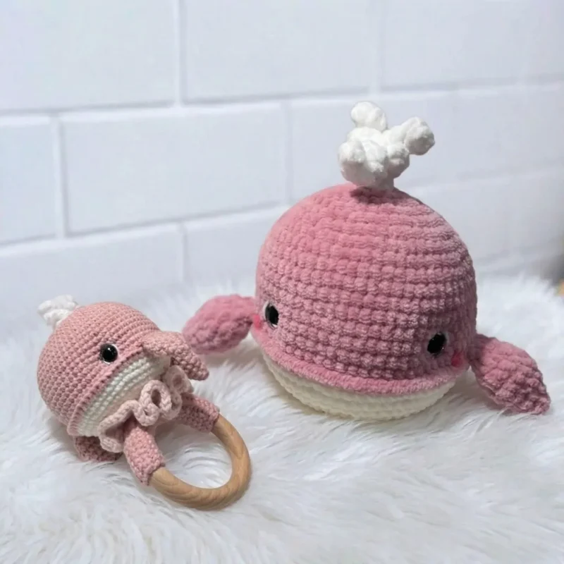 Plush whale amigurumi pattern for a soft baby gift — photo 2