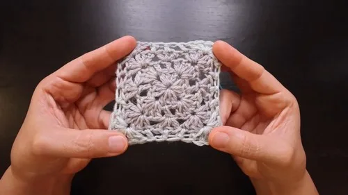 Alternative granny square pattern for home decor crochet — photo 2
