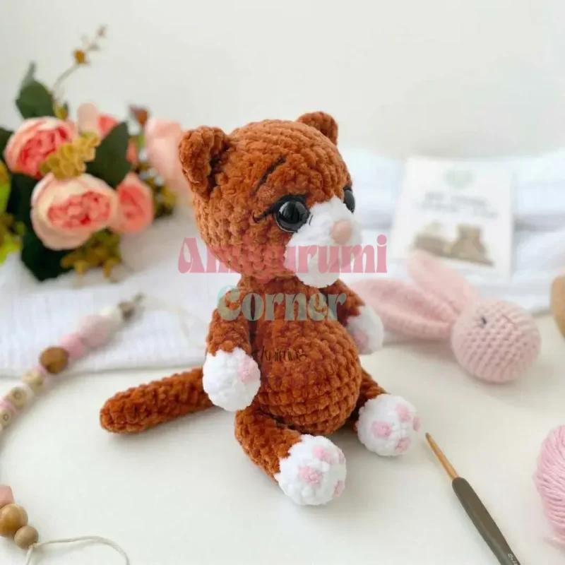 Amigurumi cat crochet pattern with eye indentation technique — photo 3