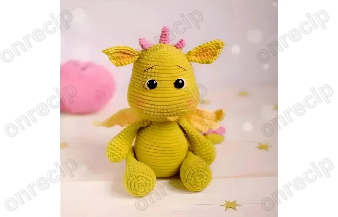 Amigurumi dragon crochet pattern in four main parts