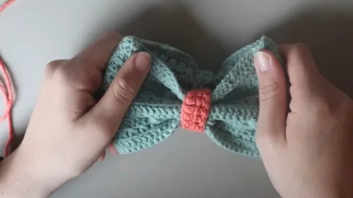 Bobble stitch headband crochet pattern worked in the round — photo 2