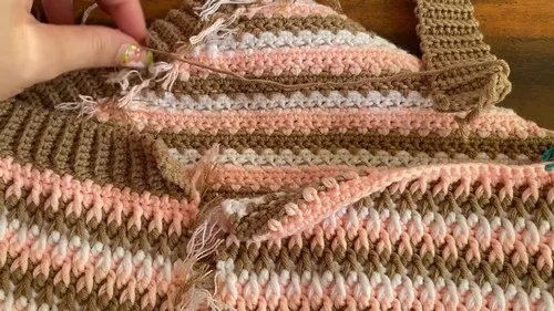 Crochet alpine top pattern with textured front post stitch — photo 2