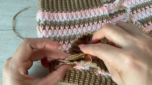 Crochet alpine top pattern with textured front post stitch — photo 5