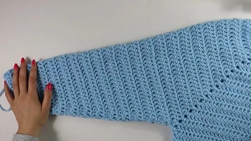 Crochet raglan flower sweater for fall in sizes XS-3XL — photo 4