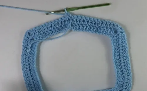 Crochet raglan flower sweater for fall in sizes XS-3XL — photo 5