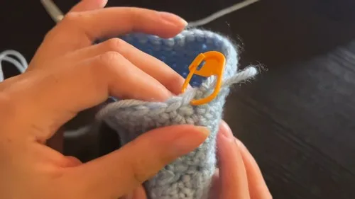 Crochet ruffle socks with a shaped heel and cuff