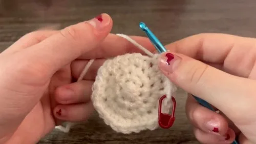 Crochet strawberry cow amigurumi step by step — photo 4