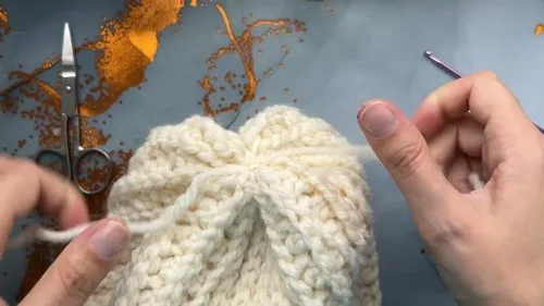 Easy ribbed beanie crochet pattern for a one-day make — photo 2