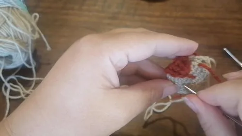 Little lion amigurumi keychain crochet pattern — photo 5