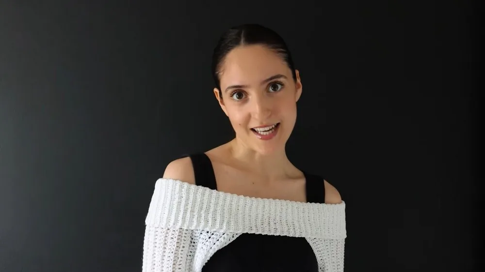 Off-the-shoulder bolero crochet pattern with split-stitch sleeves