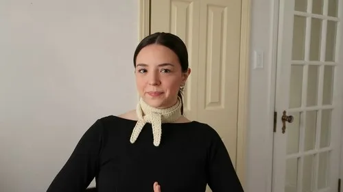 Slip stitch mini scarf pattern with a ribbed finish